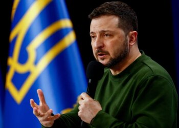 Цілеспрямований удар рф по Славутичу спричинив тригодинний блекаут на Чорнобильській АЕС – Зеленський