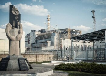 Чорнобильська АЕС опинилася у блекауті через ворожий обстріл – Міненерго