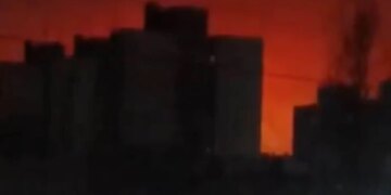 Дрони атакували Ярославль: пожежа на одному з найбільших нафтопереробних заводів Росії