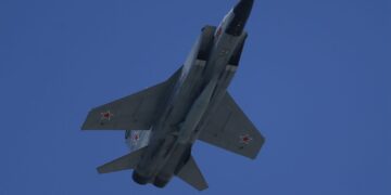Росія вдруге за ніч підняла у небо МіГ-31К: ворог запустив “Кинджали”