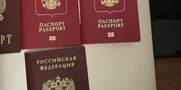 Нав’язувала культ рашистів дітям: в Києві СБУ затримала керівницю окупаційної школи