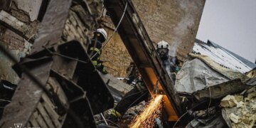Кількість жертв атаки на Харків зросла до 4: під завалами виявлено ще одну загиблу особу – мер