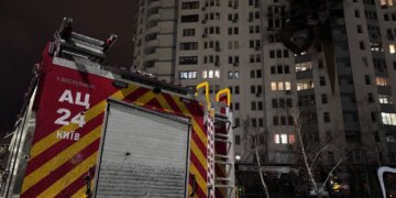 Атака рф на Київ: кількість постраждалих зросла до 24, серед них медики та рятувальники