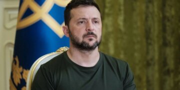 Зеленський: основна російська тактика – намагатись повністю "вимкнути" міста