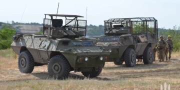 США закуповують бронемашини COMMANDO Select для України