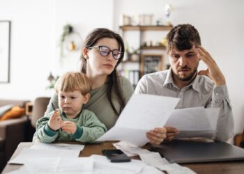 Новий податок для ФОПів: Україна не готова виконати вимогу МВФ