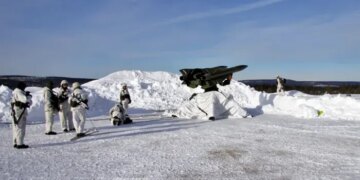 Швеція направила військових до Гренландії
