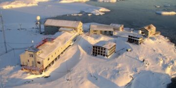 Науковці оприлюднили архівні зйомки першої Української антарктичної експедиції