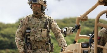 Велика Британія виводить частину персоналу з авіабази в Катарі – Reuters