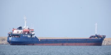 У Каспійському морі зазнало аварії іранське судно, яке йшло до Росії