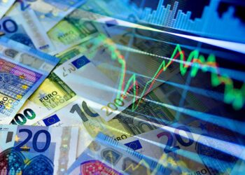 Офіційний курс євро знову зріс. Яка роль цієї валюти для накопичень