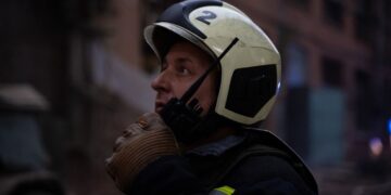 У Києві серія гучних вибухів на тлі загрози балістики