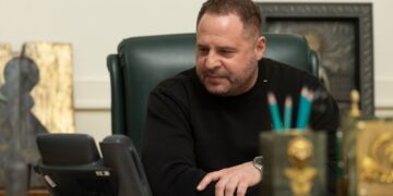 Єрмак поновив право на адвокатську діяльність після відходу з ОП та обіцянок піти на фронт