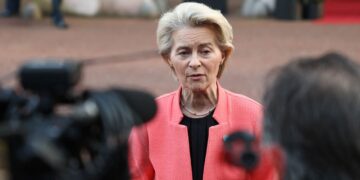 “Ми обираємо справедливу торгівлю замість тарифів”: ЄС уклав історичну торгівельну угоду