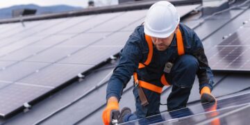 У Міненерго назвали регіони, де залишається найскладніша ситуація зі світлом