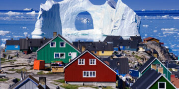 Трамп погрожує тарифами країнам, що відмовляться підтримати США щодо Гренландії