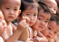 Народжуваність у Китаї досягла найнижчого рівня з 1949 року