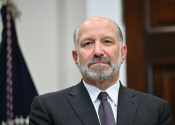 США погрожують 100% митами Південній Кореї та Тайваню через відсутність інвестицій