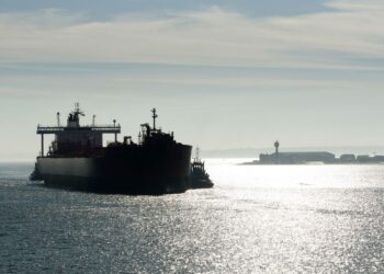 Для перевезення російської нафти почали залучати нові танкери замість старих, – ЗМІ