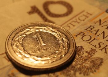 Нацбанк встановив курс злотого нижче 12 гривень