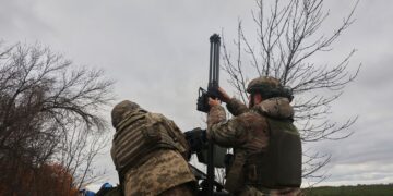 Дрони летіли з шести напрямків, є влучання: у Повітряних силах розкрили деталі атаки