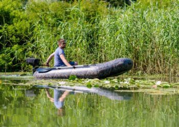 Колібрі для полювання – які човни витримують складні умови?