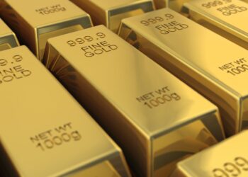 Золото та срібло б’є нові рекорди після погроз Трампа: яка ціна