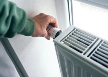 У Києві після аварії в енергосистемі без тепла залишаються близько 80 будинків – Кличко