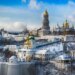 Зима диктує свої правила: Києво-Печерську лавру закрили для відвідування через погоду