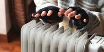 У Києві понад 1,1 тис. будинків без опалення, їх мешканцям має бути надано більше допомоги – Зеленський