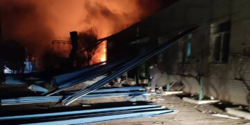 росіяни вночі атакували енергооб'єкти Одещини: у трьох громадах частково зникло світло – ОВА