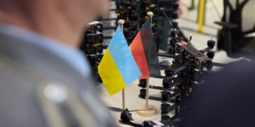 Зеленський прийняв перший ударний дрон спільного виробництва у Німеччині