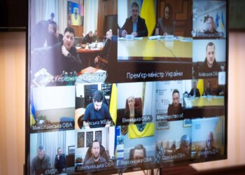 Україна готується до морозів та можливих атак: які доручення отримали голови ОВА та профільні міністерства