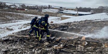 Ворог атакував ферму на Харківщині: загинуло 100 свиней, постраждав чоловік