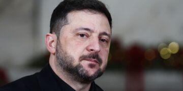 “Лише називаються владою”: Зеленський пригрозив висновками керівникам громад і областей