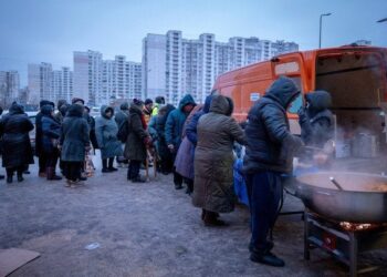 Київ у критичному режимі: енергетики стримують новий колапс