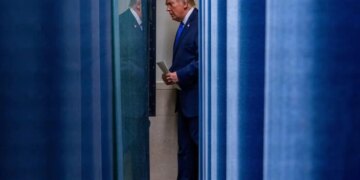 Трамп підписав указ про 10% глобальних тарифів