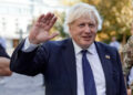 Експрем’єр Британії Джонсон не бачить причини, чому союзники не повинні відправити до України мирні війська