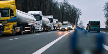 В Україні у січні скоротилися вантажні і пасажирські перевезення – Держстат