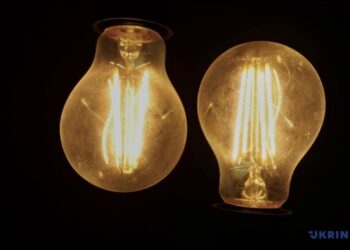 В Одесі енергетики повернули світло 156 600 родинам після російських обстрілів