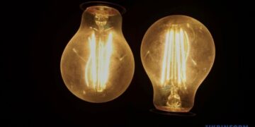 В Одесі енергетики повернули світло 156 600 родинам після російських обстрілів