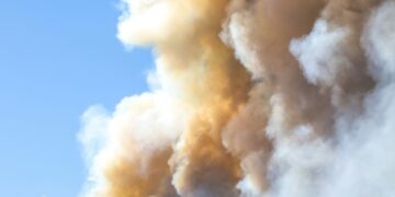 Комбінована атака РФ: у Києві пролунали потужні вибухи