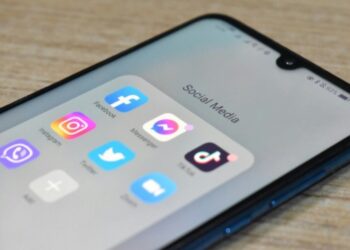 Португалія у першому читанні схвалила законопроєкт про обмеження доступу дітей до соцмереж