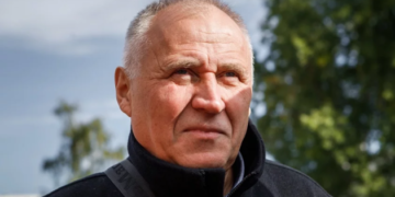 У Білорусі звільнили повторно затриманого політв’язня Статкевича