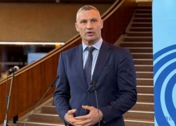 Повністю замінити централізоване опалення Києва локальними джерелами неможливо – Кличко