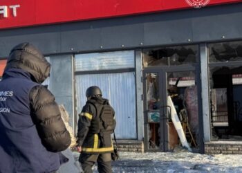 Російський удар по ринку в Харкові: пошкоджені павільйони, є поранені