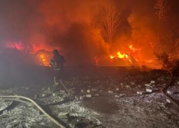 Війська РФ знову ударили по критичній інфраструктурі у Лозовій