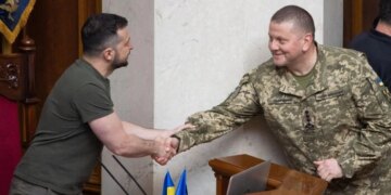 Залужний перервав мовчання: ексголовком вперше розповів про суперечки із Зеленським