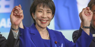 Партія прем’єрки Японії здобуває перемогу на позачергових парламентських виборах