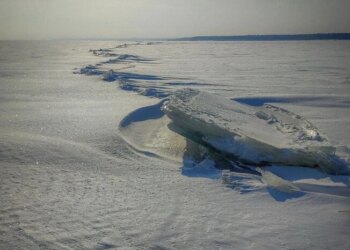Загроза життю під виглядом події: що відомо про «захід» на воді під Києвом